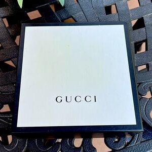 New Authentic Gucci empty gift box square, black and white